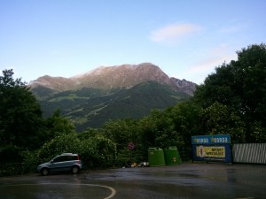 Il sereno che avanza dopo il diluvio del mattino presto 